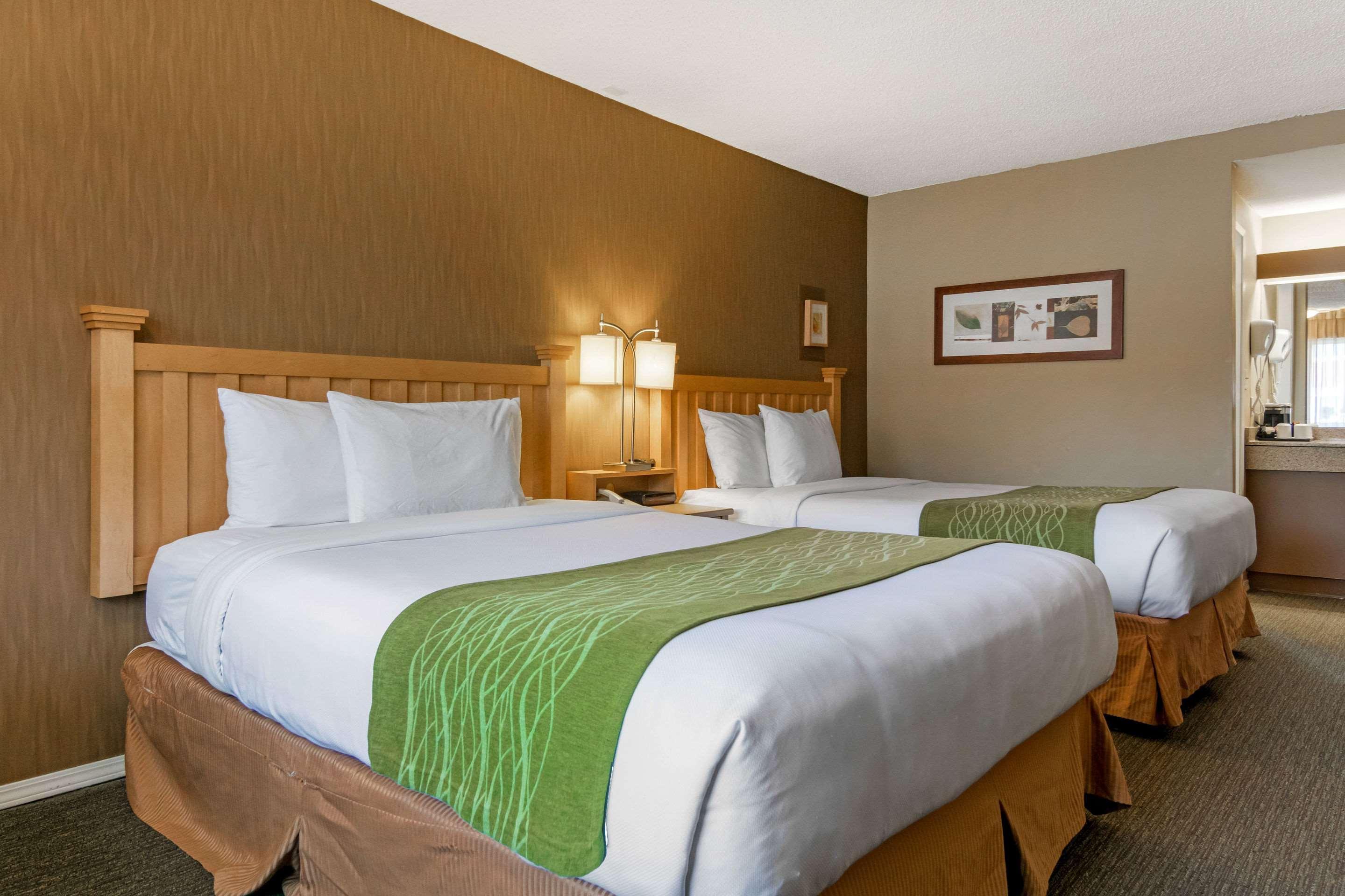 Econo Lodge Inn & Suites West Vancouver Dış mekan fotoğraf
