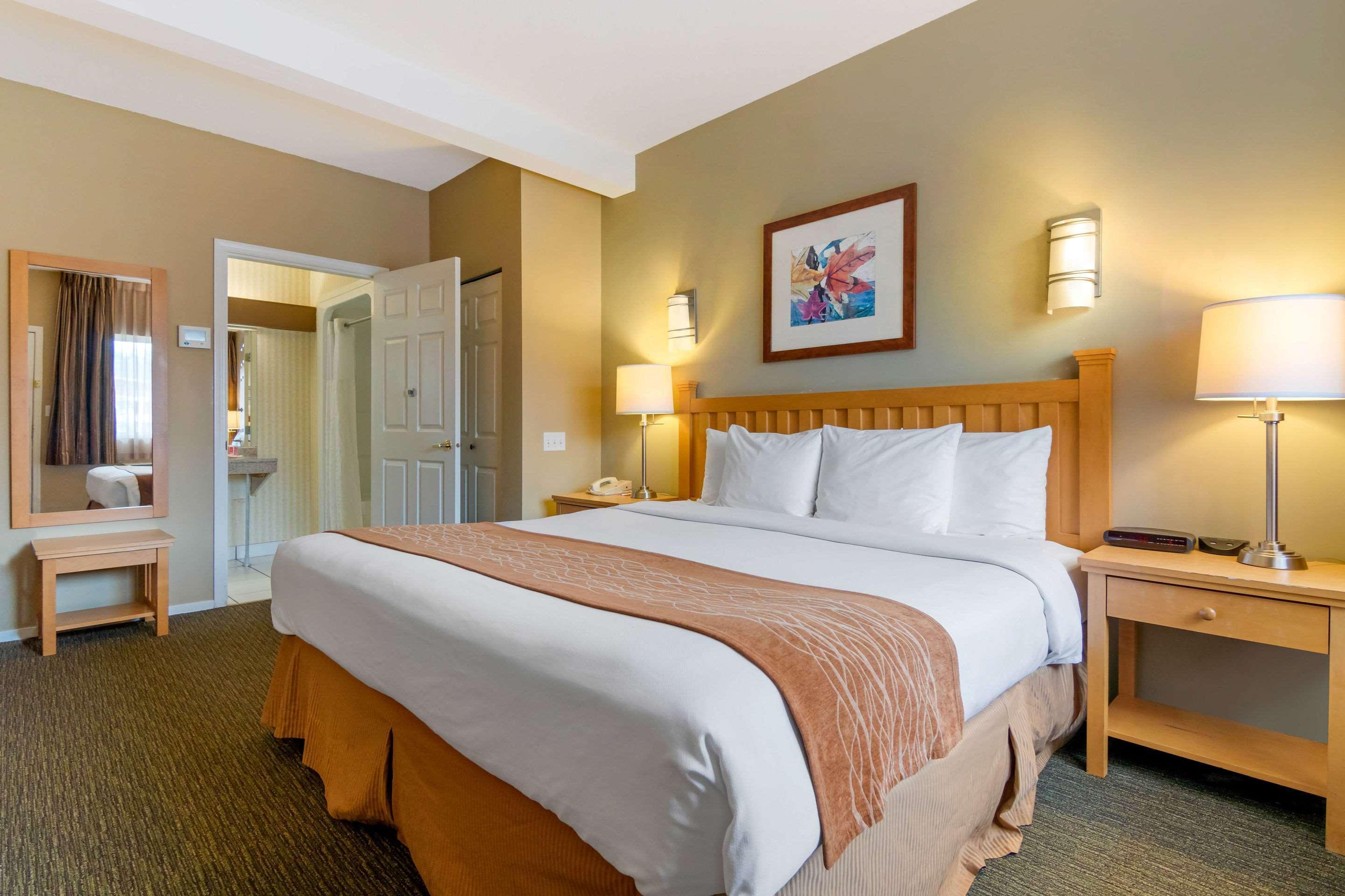 Econo Lodge Inn & Suites West Vancouver Dış mekan fotoğraf