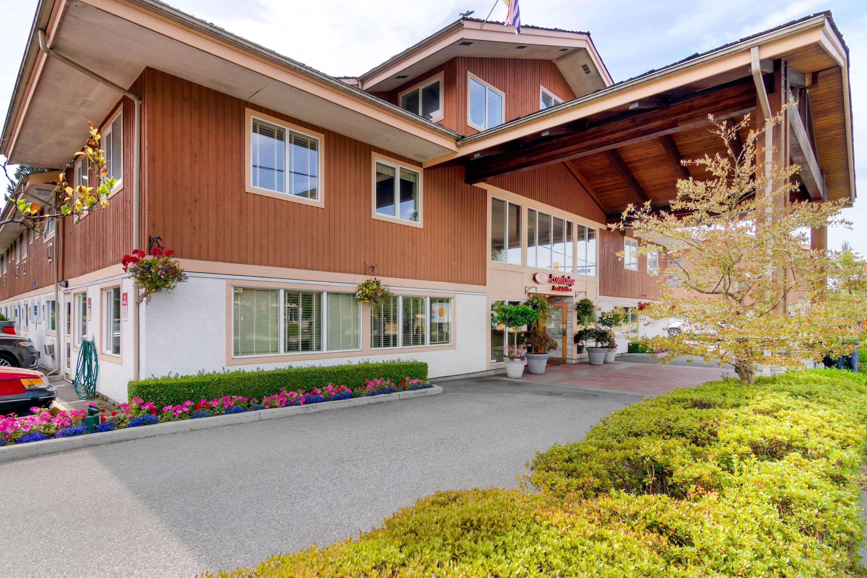 Econo Lodge Inn & Suites West Vancouver Dış mekan fotoğraf