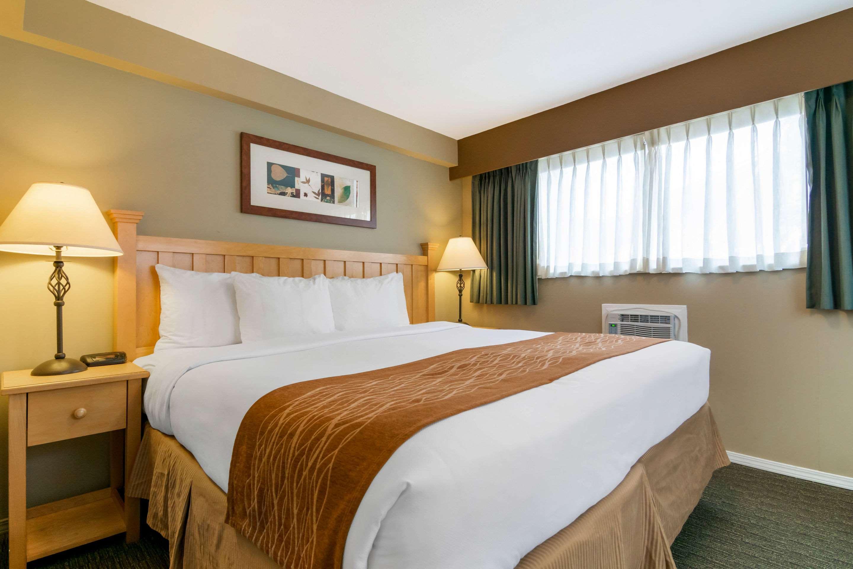 Econo Lodge Inn & Suites West Vancouver Dış mekan fotoğraf