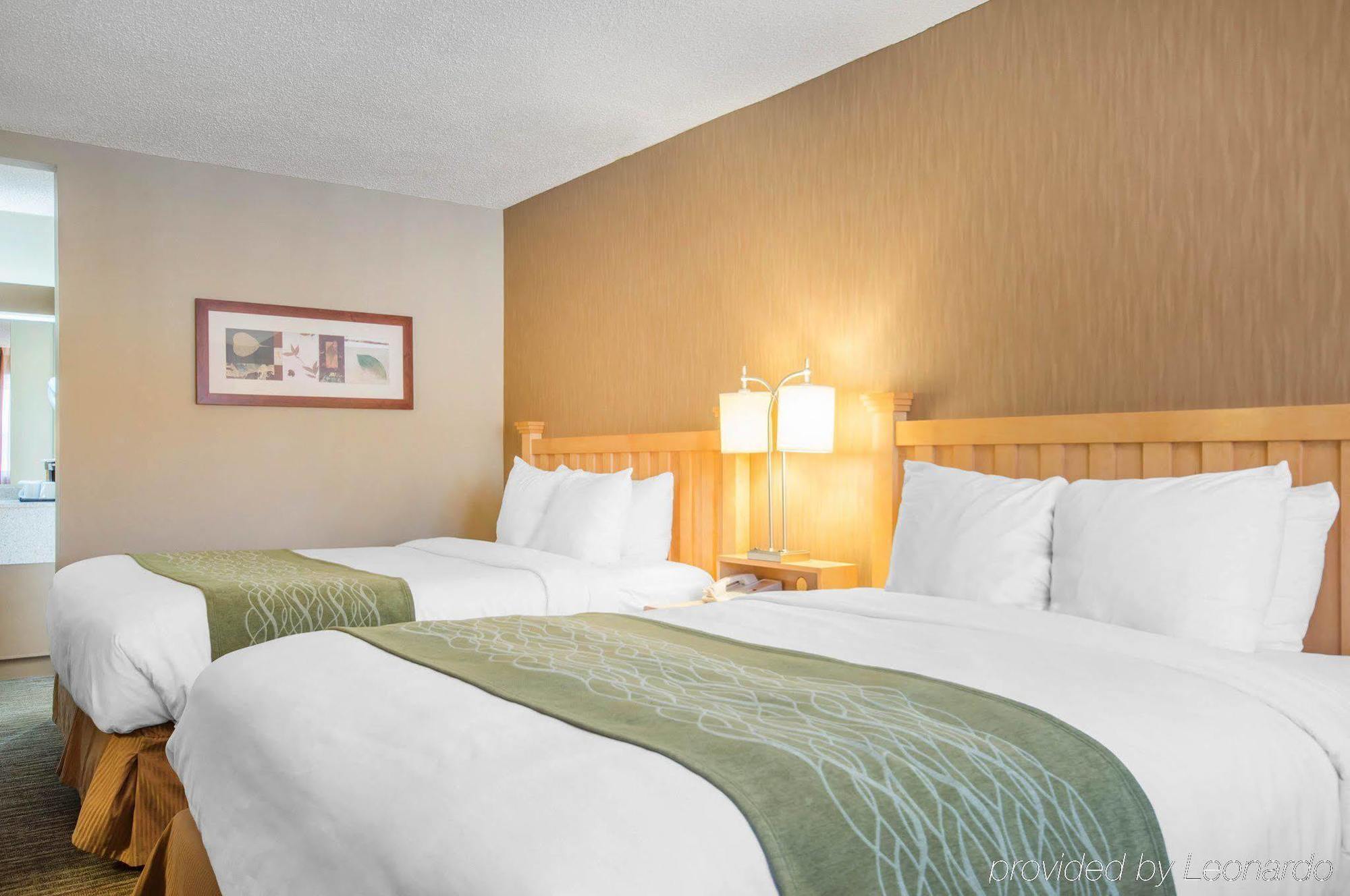 Econo Lodge Inn & Suites West Vancouver Dış mekan fotoğraf